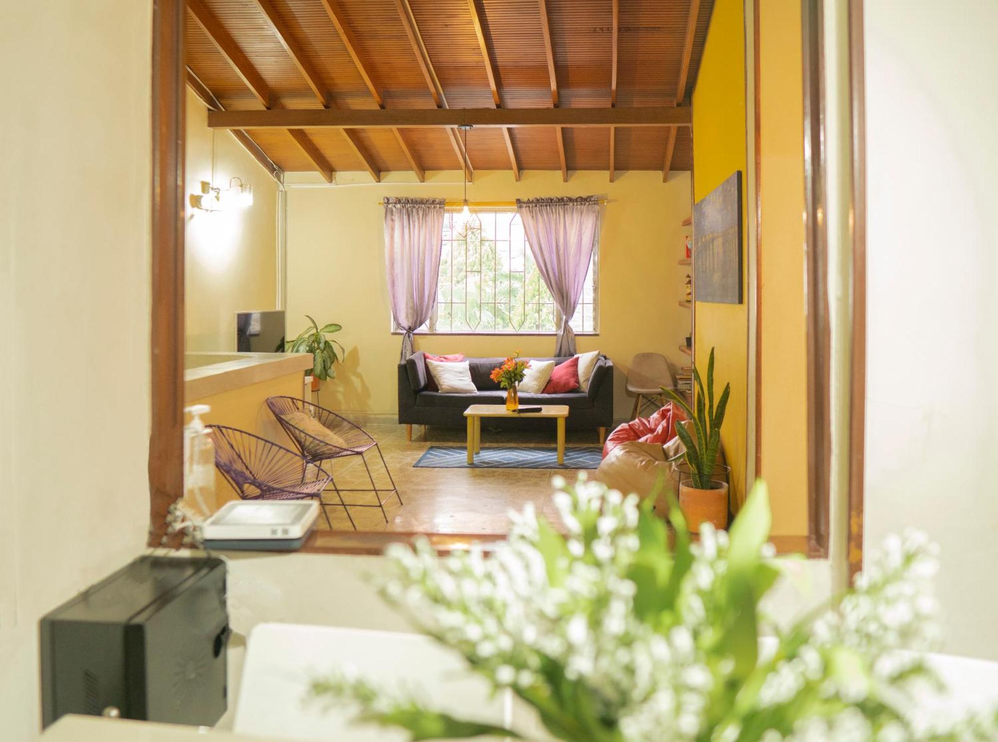 Buntes House-Casa Hotel Laureles-Estadio Меделин Екстериор снимка