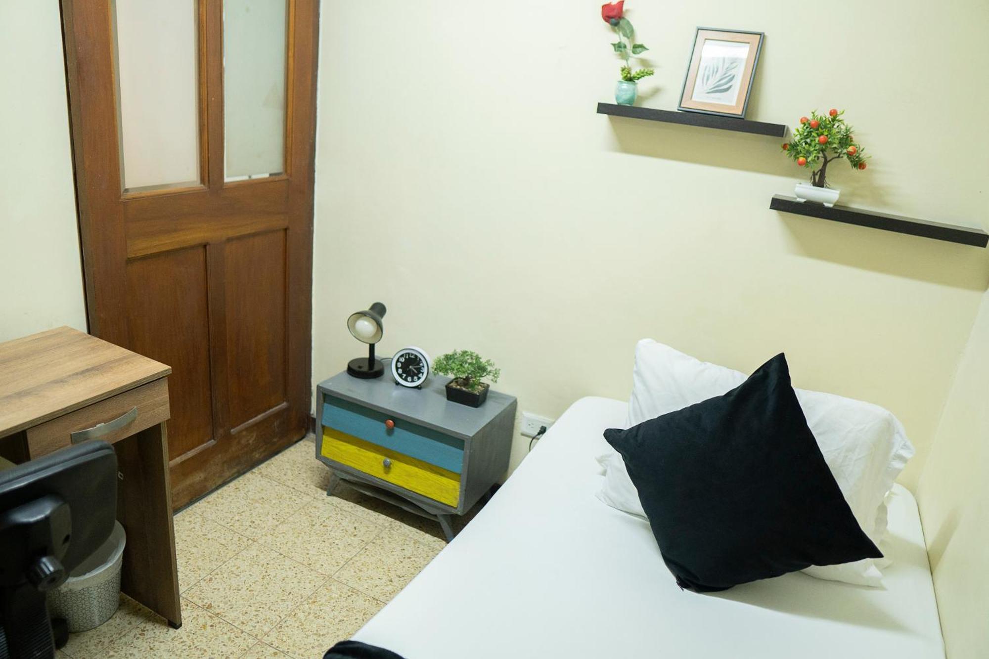 Buntes House-Casa Hotel Laureles-Estadio Меделин Екстериор снимка